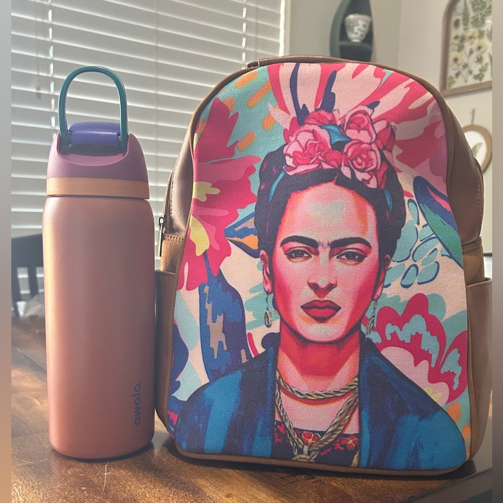 Frida Kahlo Mini Backpack and Wallet - Picture 9 of 9